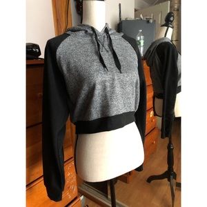 ~crop top hoodie~